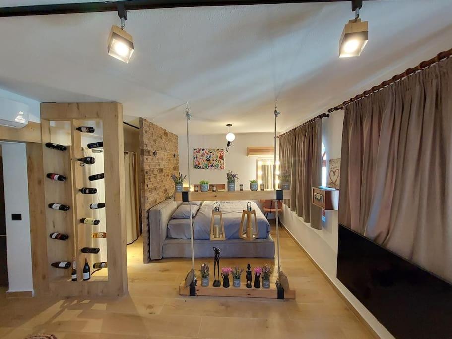 Frequency 286 Tirane Apartment Bagian luar foto