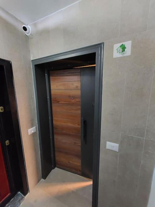 Frequency 286 Tirane Apartment Bagian luar foto