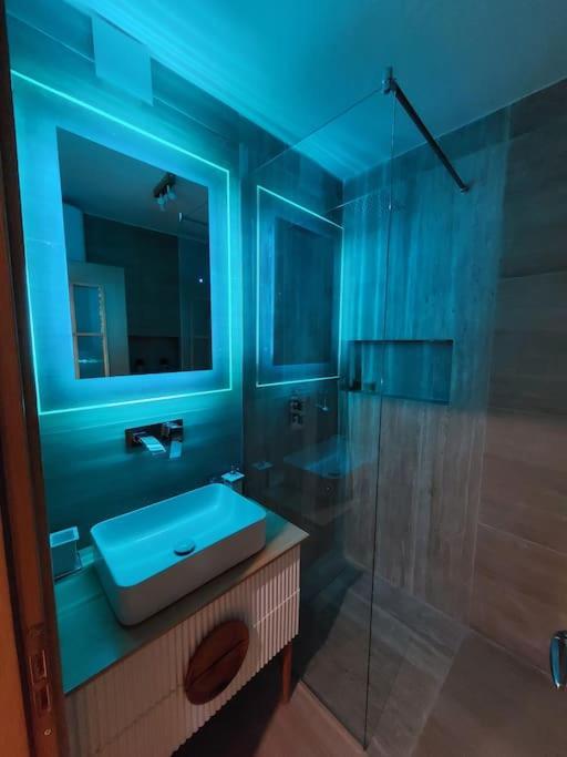 Frequency 286 Tirane Apartment Bagian luar foto