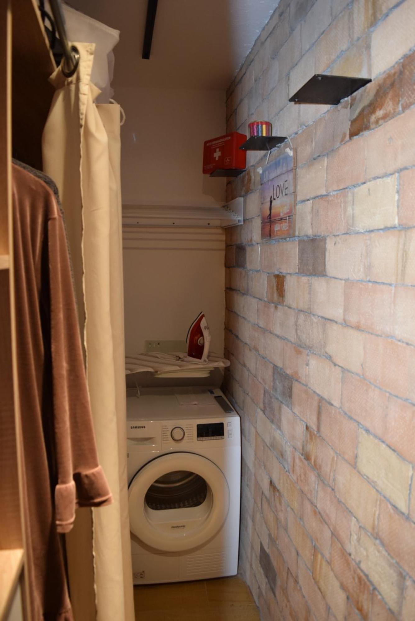 Frequency 286 Tirane Apartment Bagian luar foto